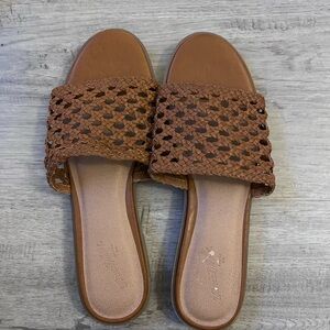 Universal Thread Brown Woven Slide Sandals